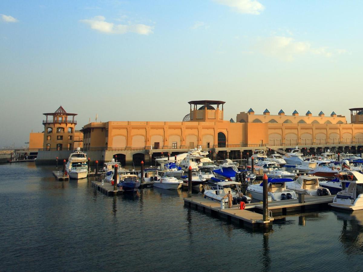 Hyatt Regency Al Kout Mall Kuwait City Exterior photo The fort at Al Bandar