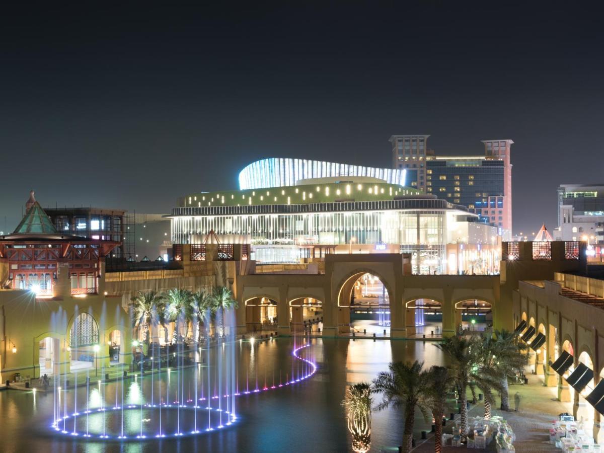 Hyatt Regency Al Kout Mall Kuwait City Exterior photo The Dubai Convention Centre