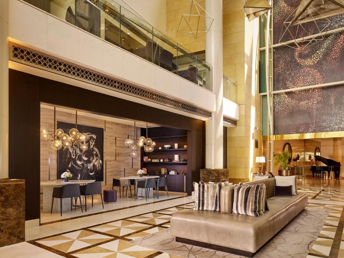 Hyatt Regency Al Kout Mall Kuwait City Exterior photo The lobby of the hotel