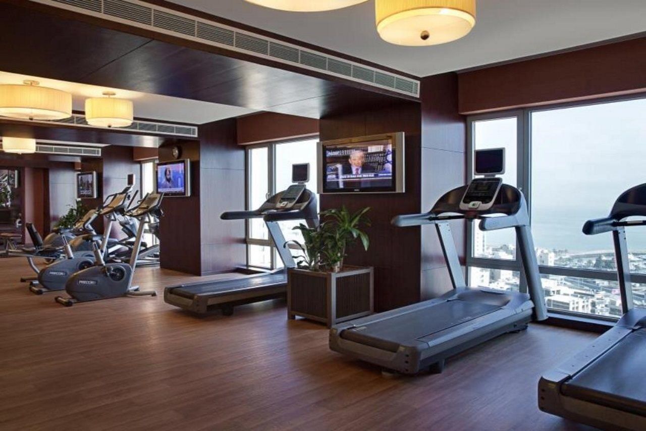 Hyatt Regency Al Kout Mall Kuwait City Exterior photo The gym at the hotel